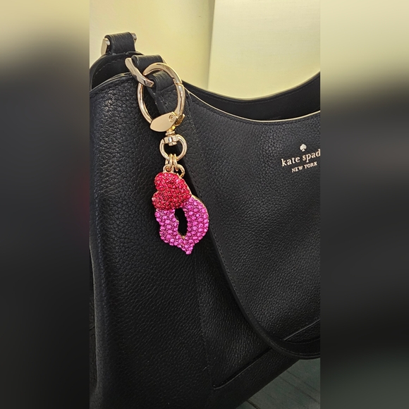 SPARKLING Pink Lips & Red Heart Bag Charm Or Keychain Brand New In Gift Box - Picture 4 of 9